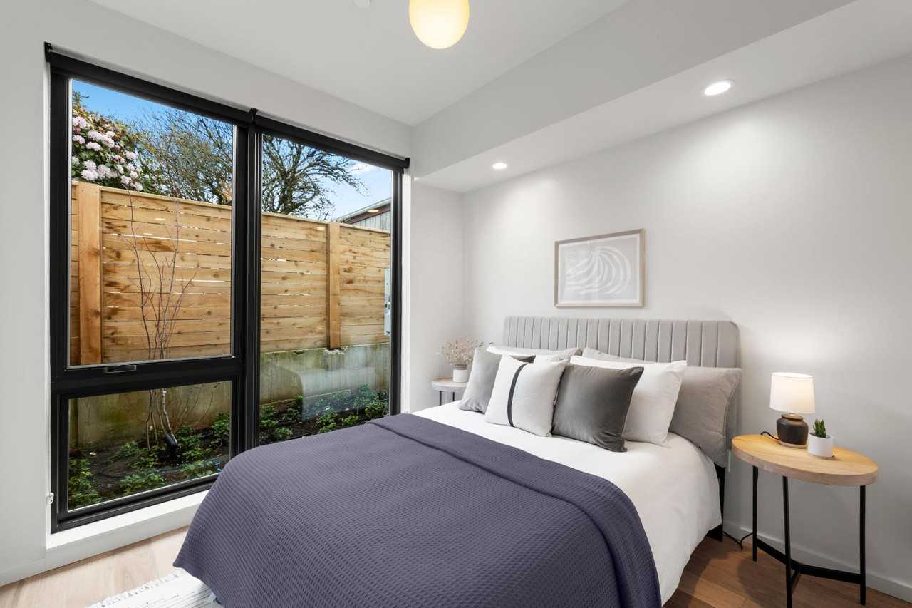 1825 N Rosa Parks Way - Photo 4 of 16