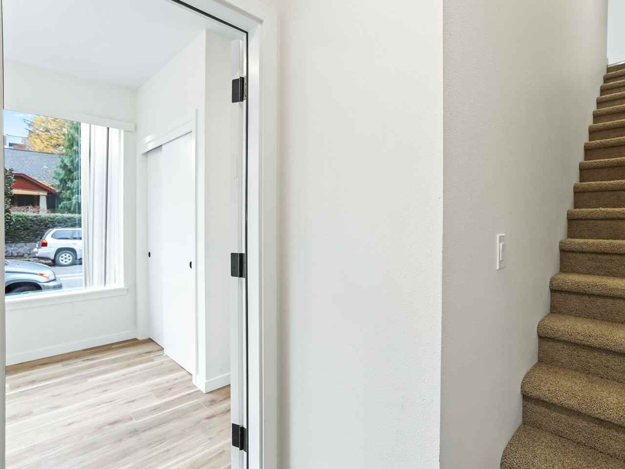 4391 N Vancouver Ave - Photo 5 of 50