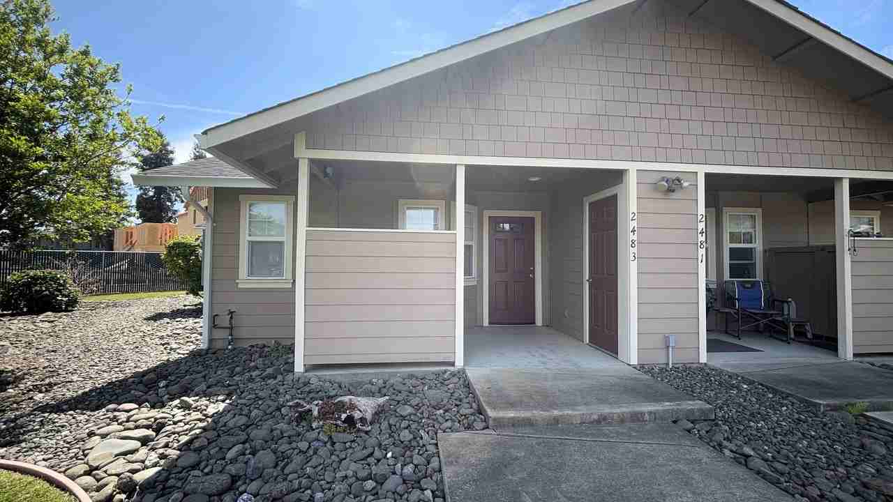 2483 Shay Ct - Photo 3 of 15