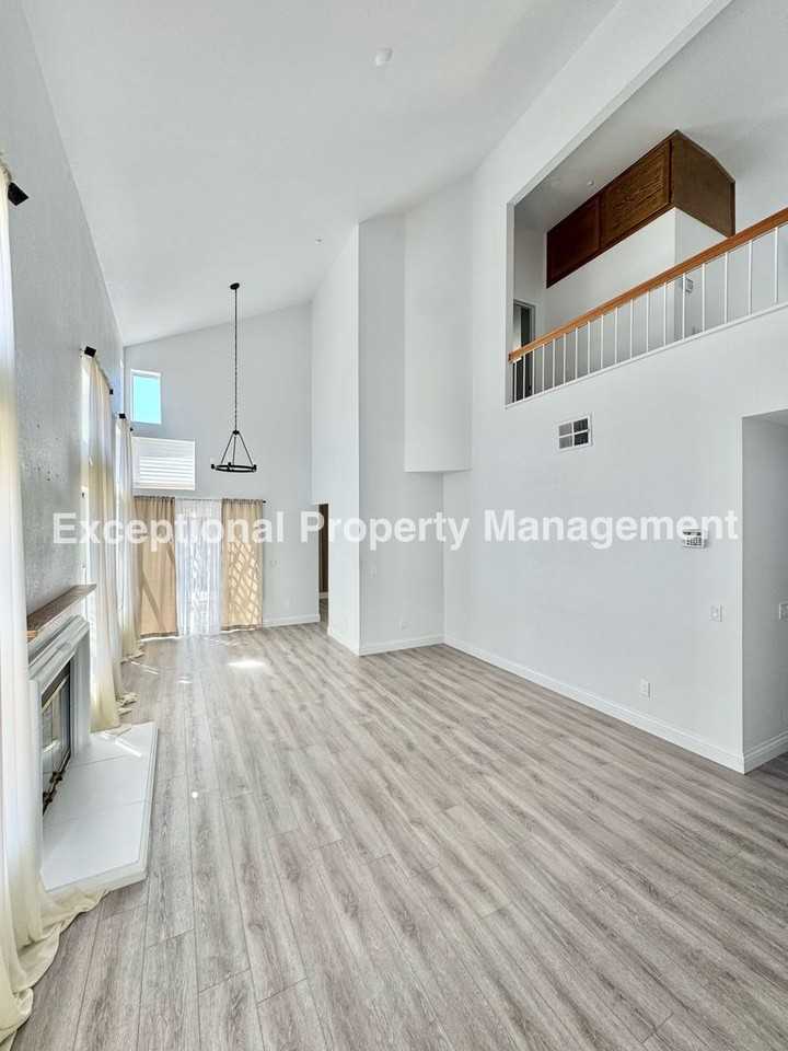 11748 San Ribas Rd - Photo 2 of 23