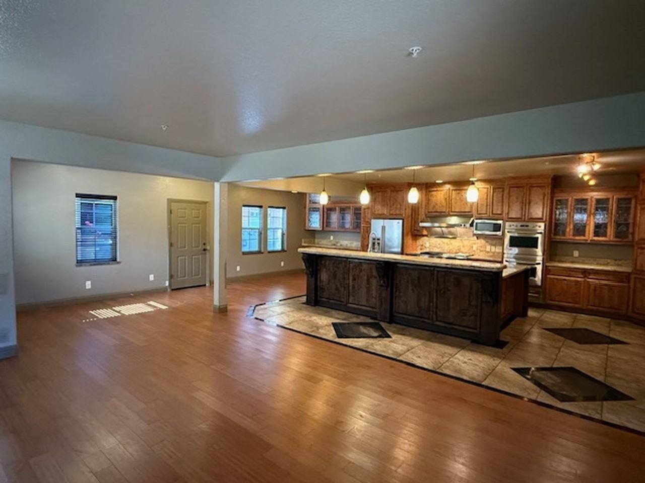 424 1st St - Photo 2 of 40