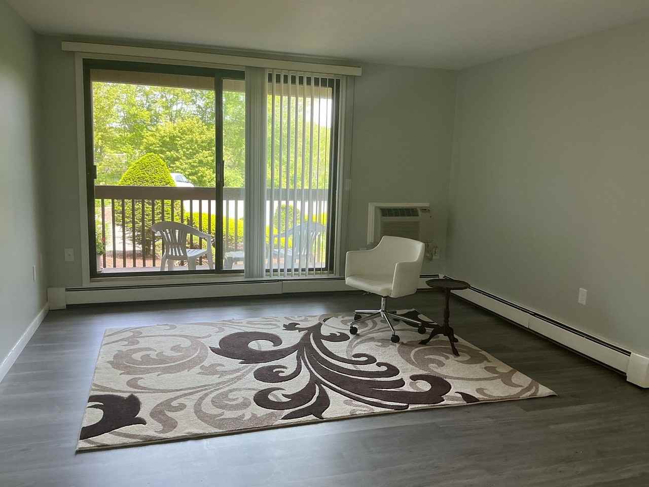1118 Cromwell Hills Dr - Photo 3 of 19