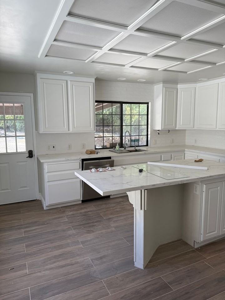 9545 Oak Leaf Way - Photo 5 of 16