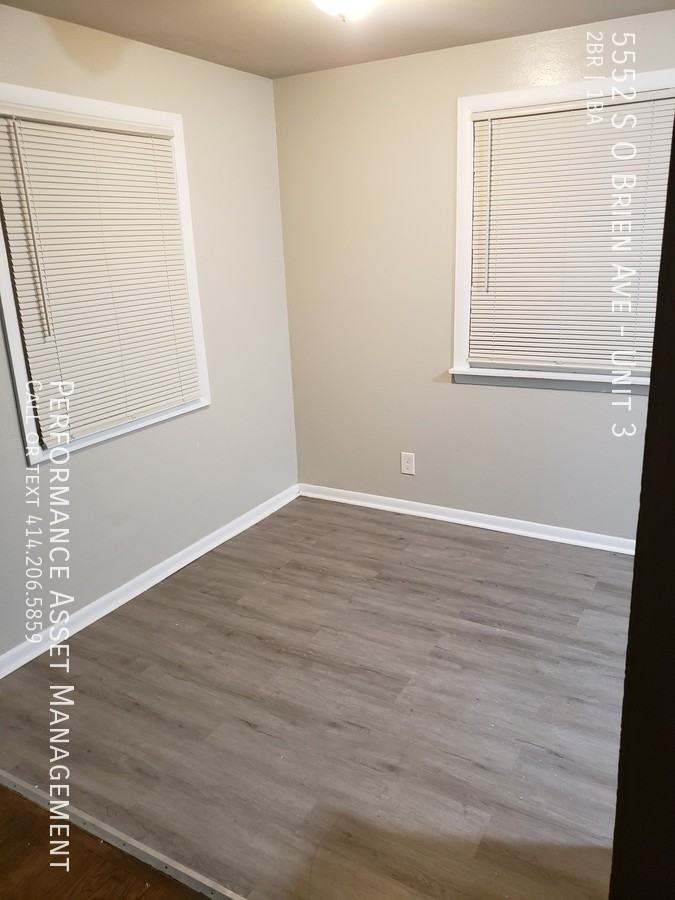 5552 S O Brien Ave #3 - Photo 2 of 7