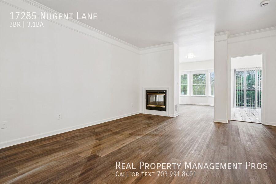 17285 Nugent Ln - Photo 3 of 31