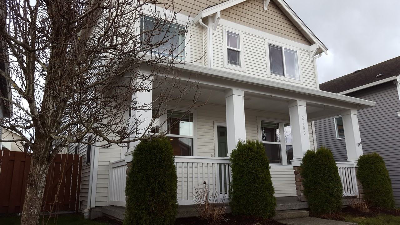 2409 87th Dr Ne #NA - Photo 2 of 29