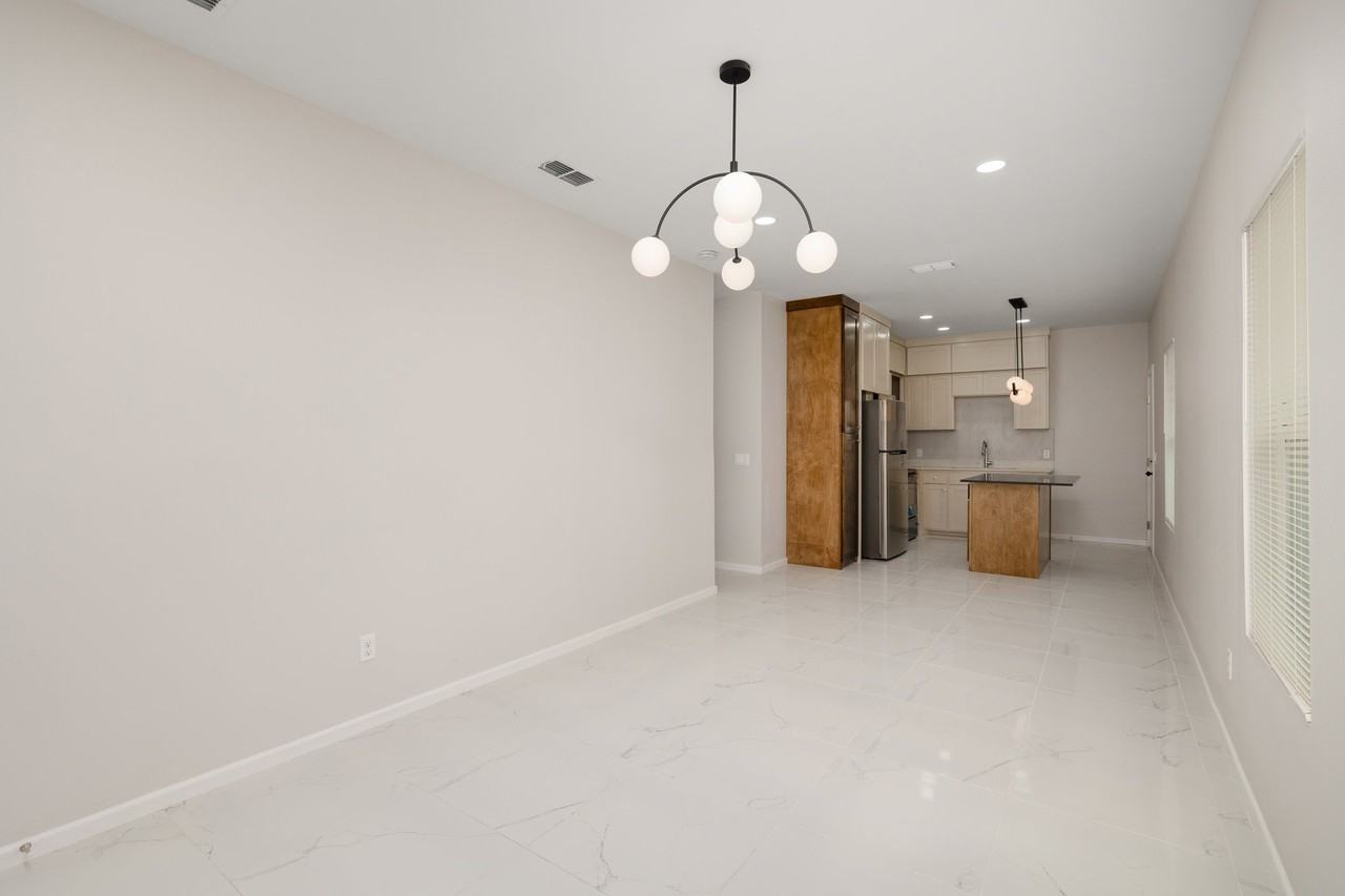 3671 N Mezcal Dr #3 - Photo 6 of 7