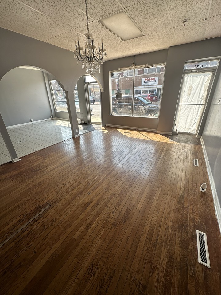 3821 Main St - Photo 3 of 4
