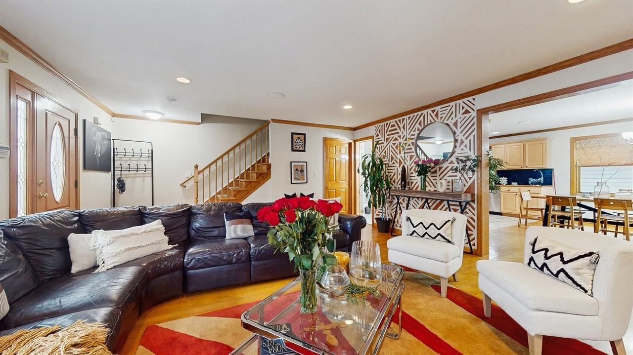 25 Westerly St - Photo 2 of 19