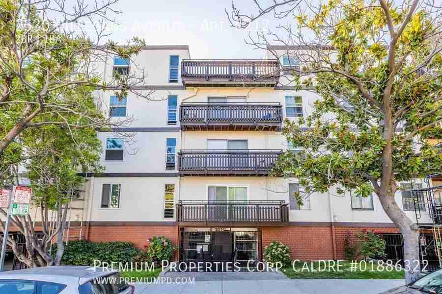 2530 Hillegass Ave #212