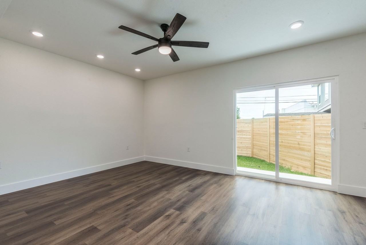 3702 Tower View Ct #A - Photo 3 of 33