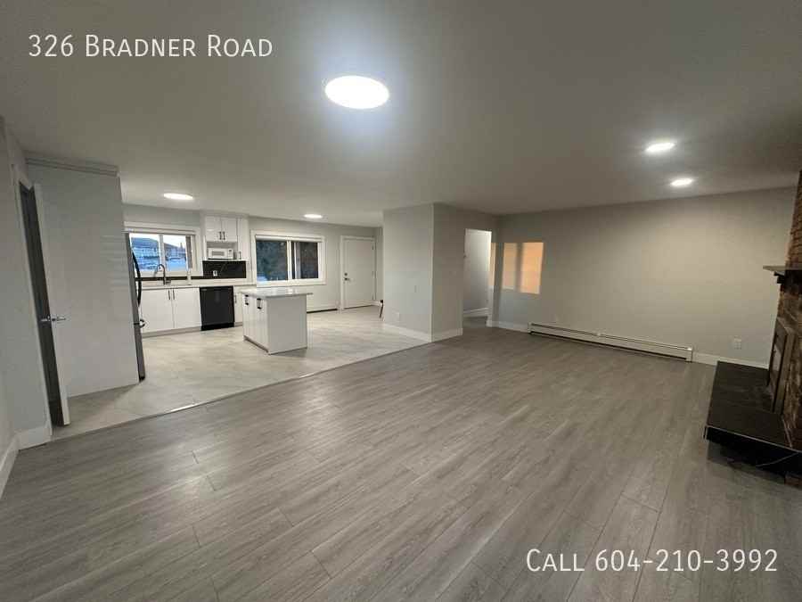 326 Bradner Rd - Photo 3 of 24