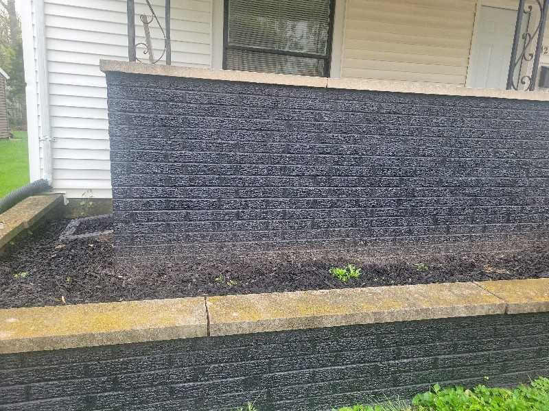 1220 Hazel Ave - Photo 3 of 6