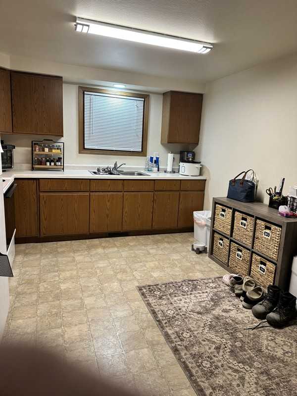 600 Steven Ave - Photo 3 of 7