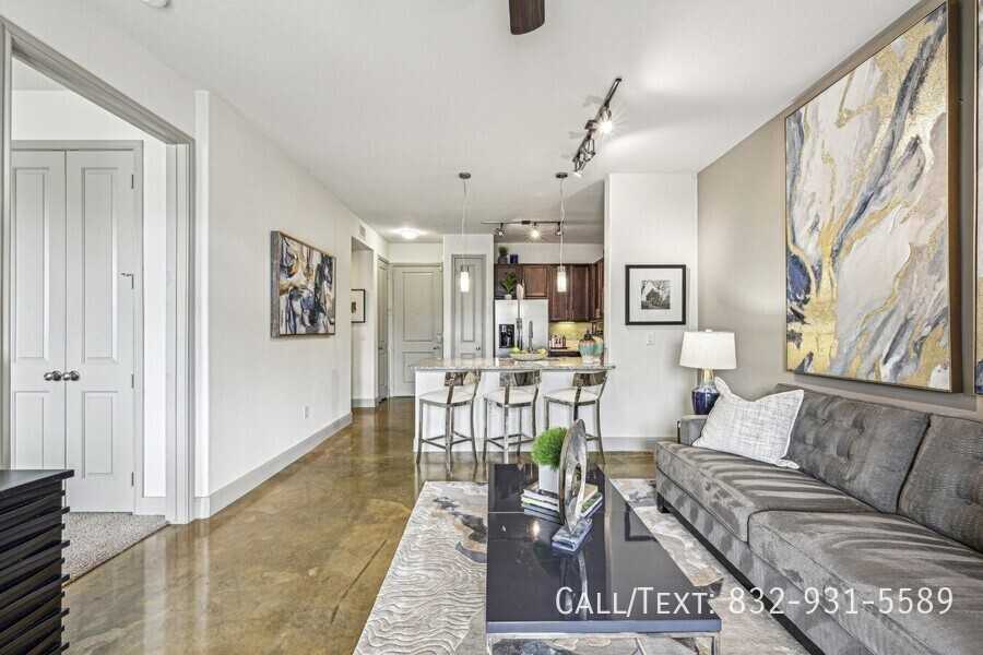 3200 University Blvd #AAWU - Photo 4 of 18