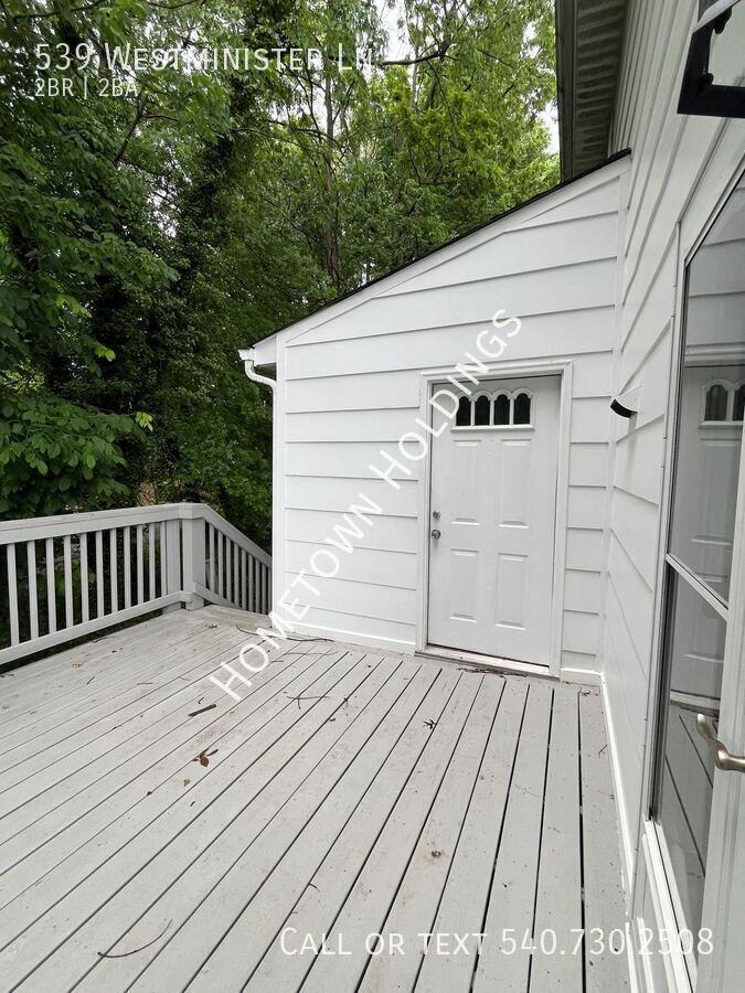 539 Westminister Ln - Photo 3 of 14