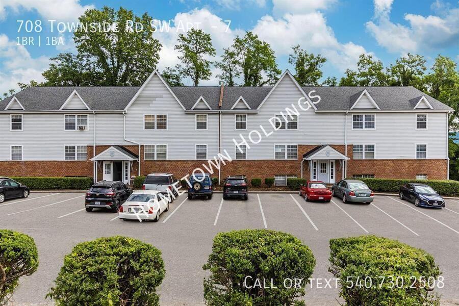 708 Townside Rd Sw #7 - Photo 2 of 10