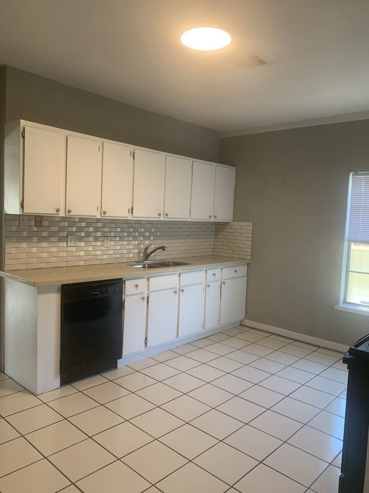 The Delano Apts. of the Medical District - Photo 6 of 24