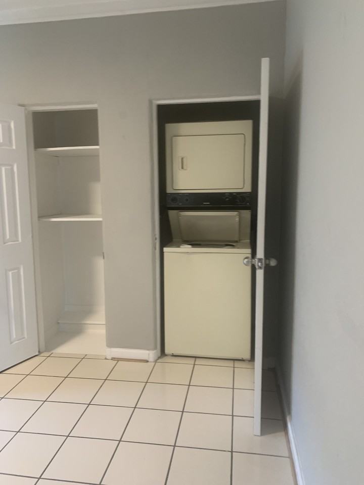 The Delano Apts. of the Medical District - Photo 7 of 24