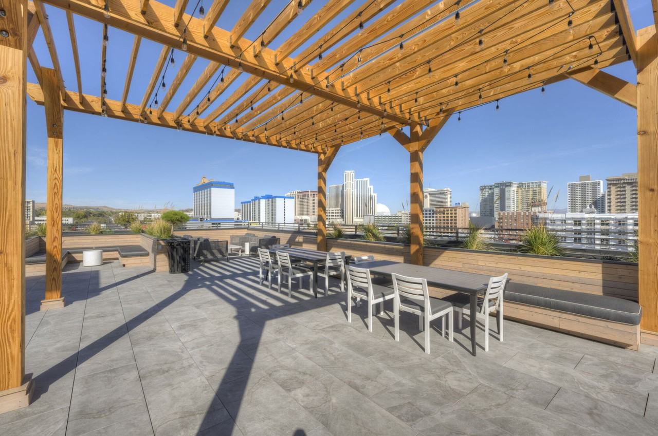 Eden Tower - Photo 4 of 15