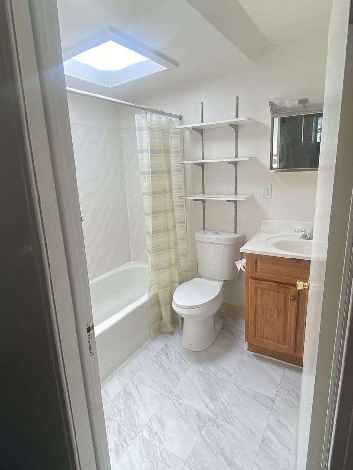 401 Dryden Rd - Photo 4 of 29