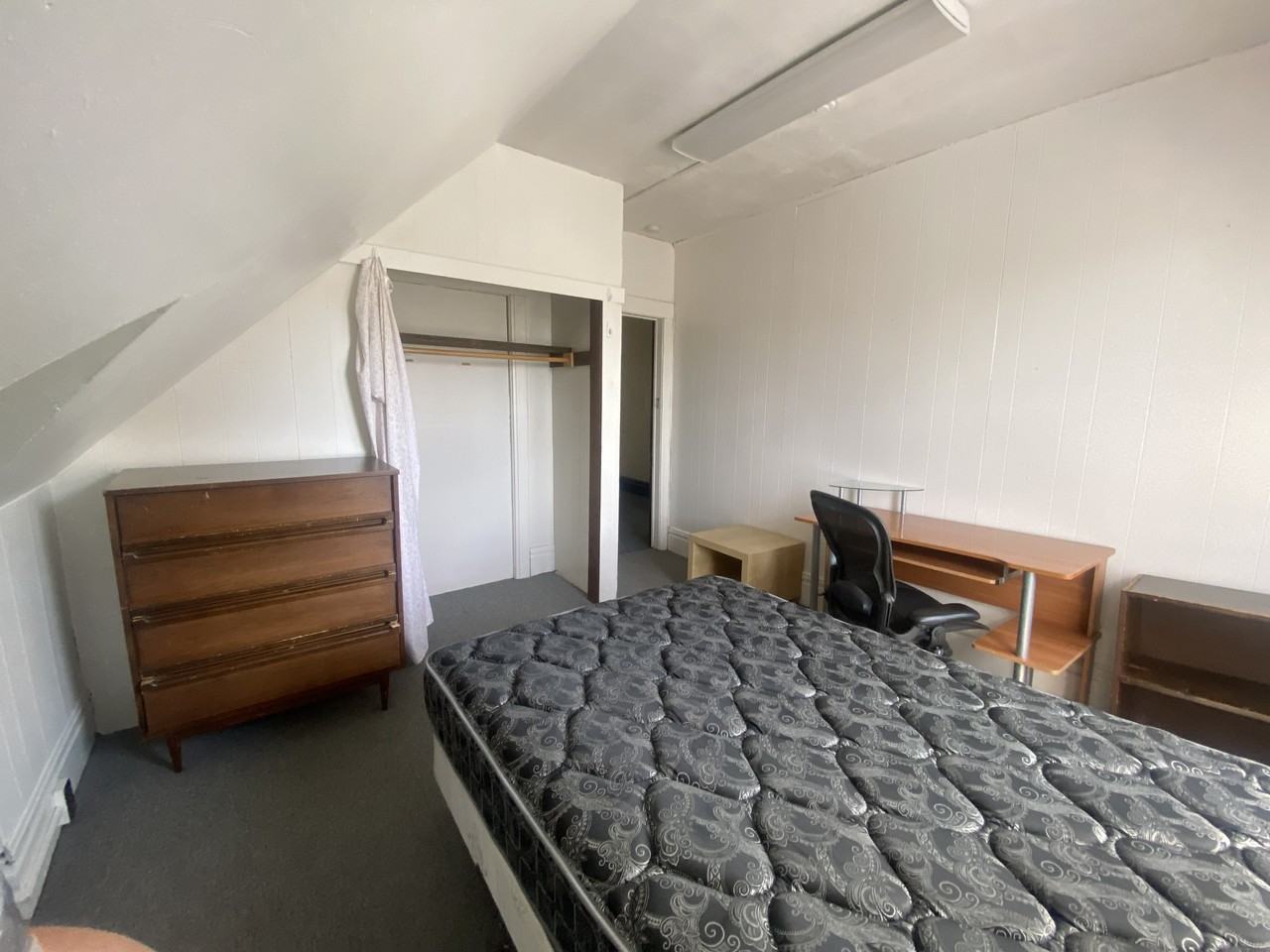 401 Dryden Rd - Photo 7 of 29