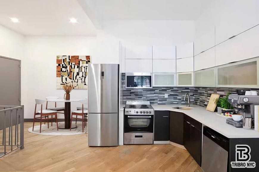 378 South 3rd Street - Photo 3 of 10