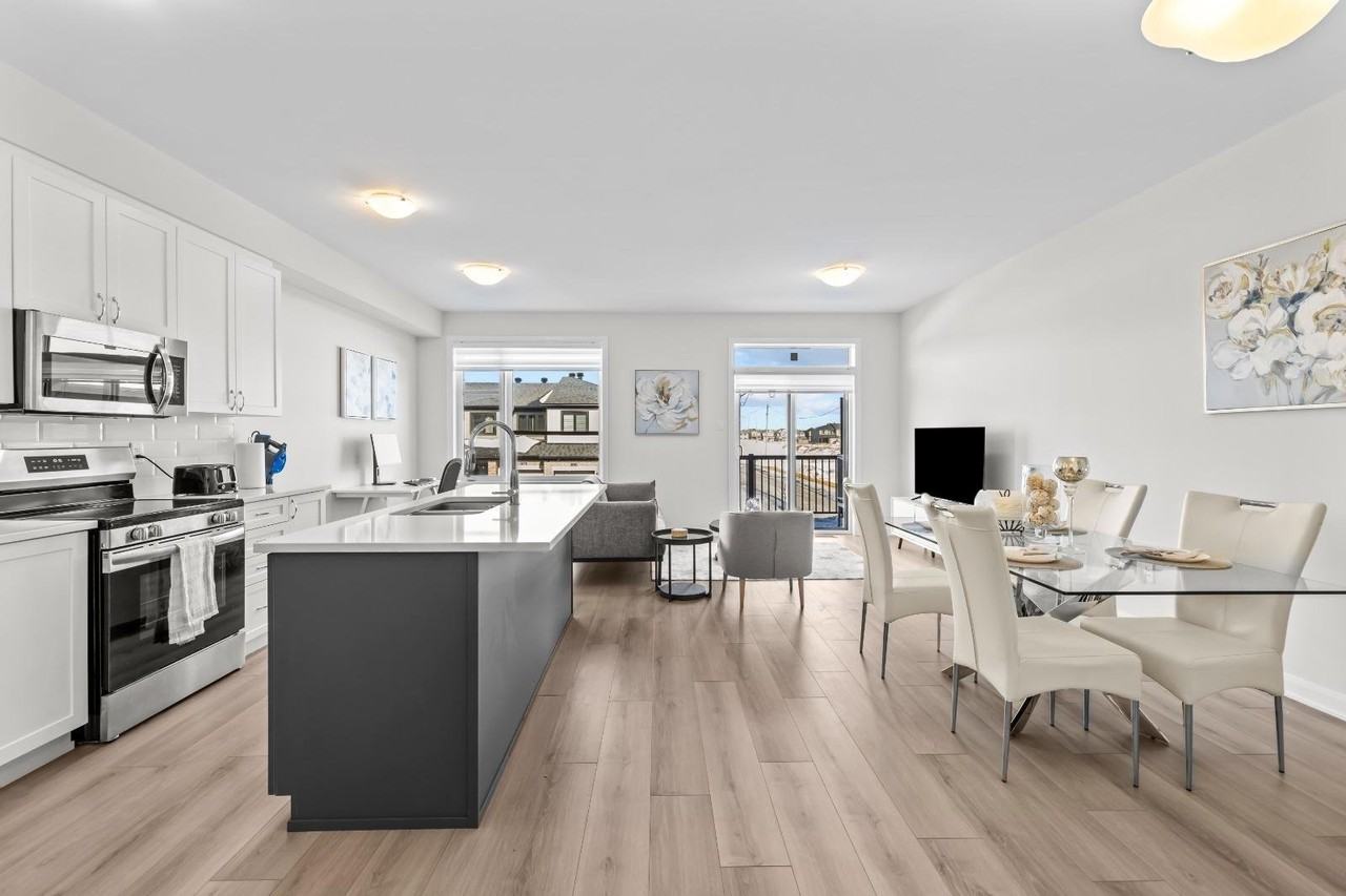 720 Doneraile Walk - Photo 2 of 7