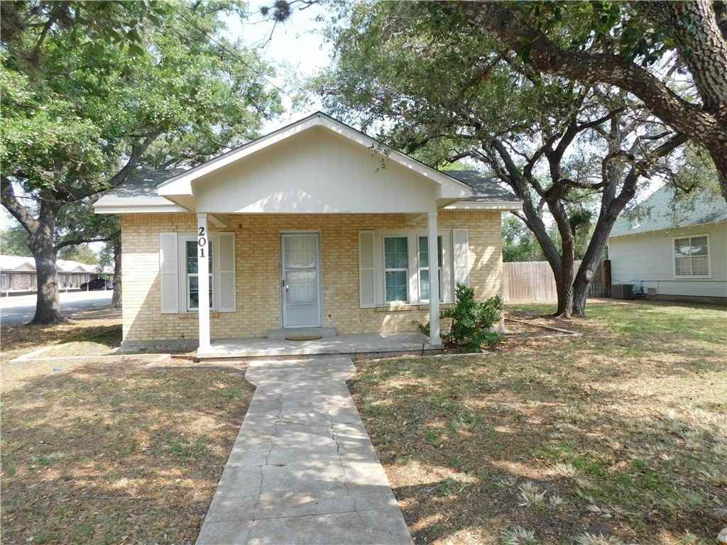 201 E Huntington St - Photo 2 of 19