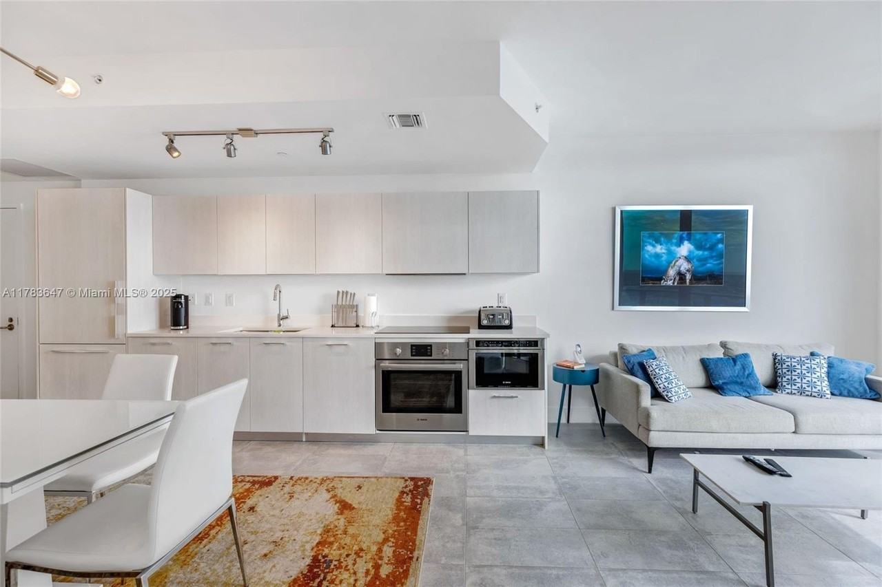 501 NE 31 St #3307 - Photo 2 of 28