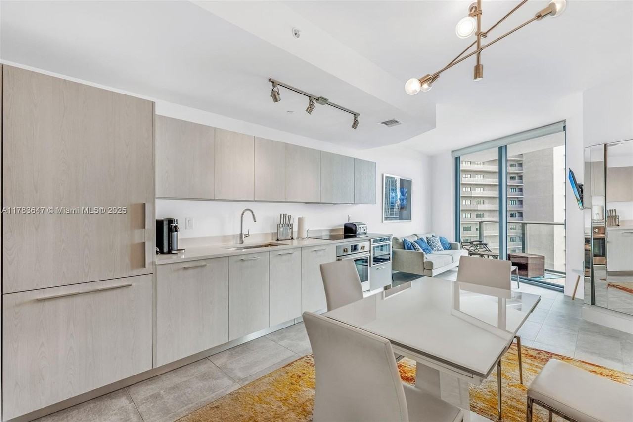 501 NE 31 St #3307 - Photo 7 of 28