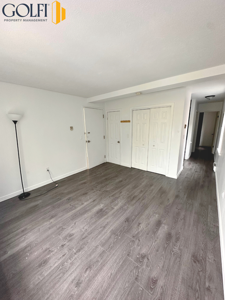 20 Colborne St N #4 - Photo 3 of 5