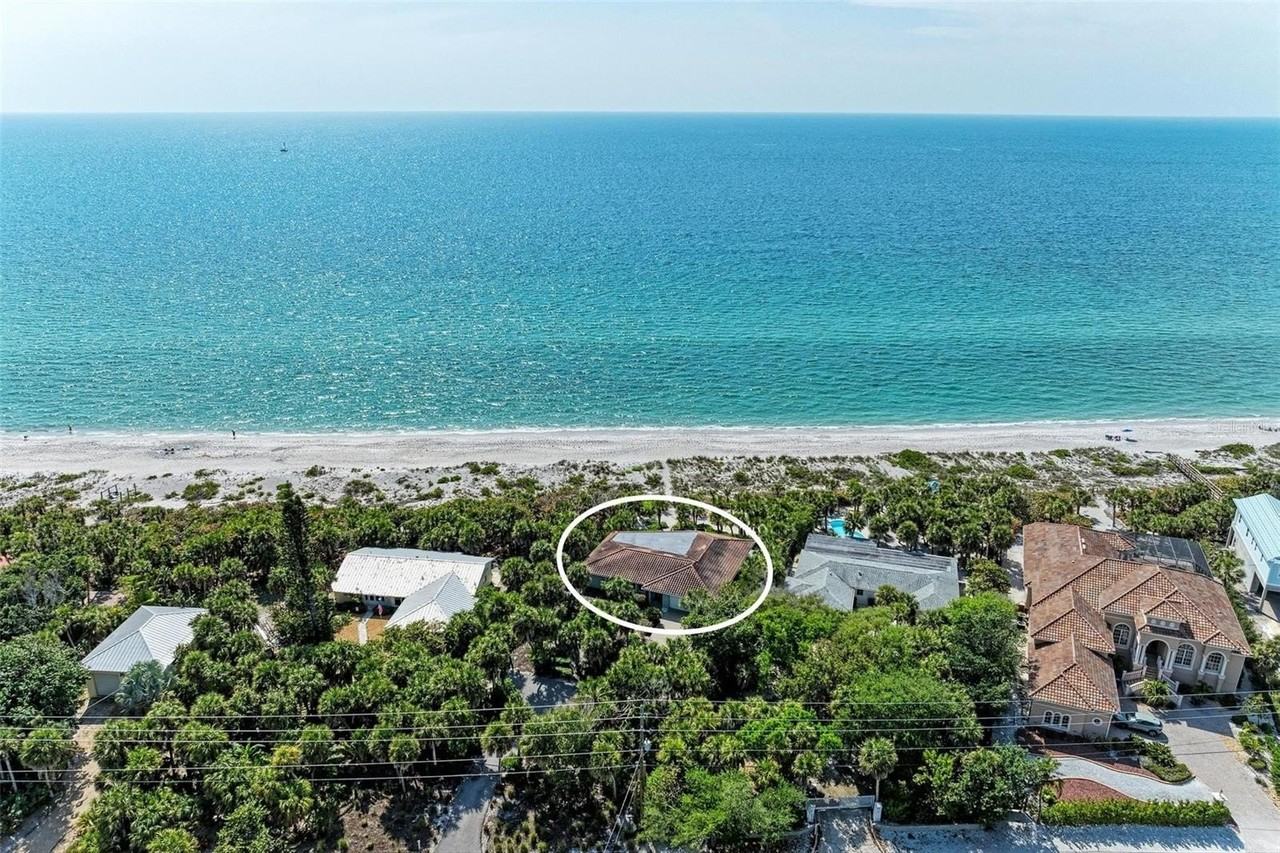 8320 Manasota Key Rd - Photo 2 of 50