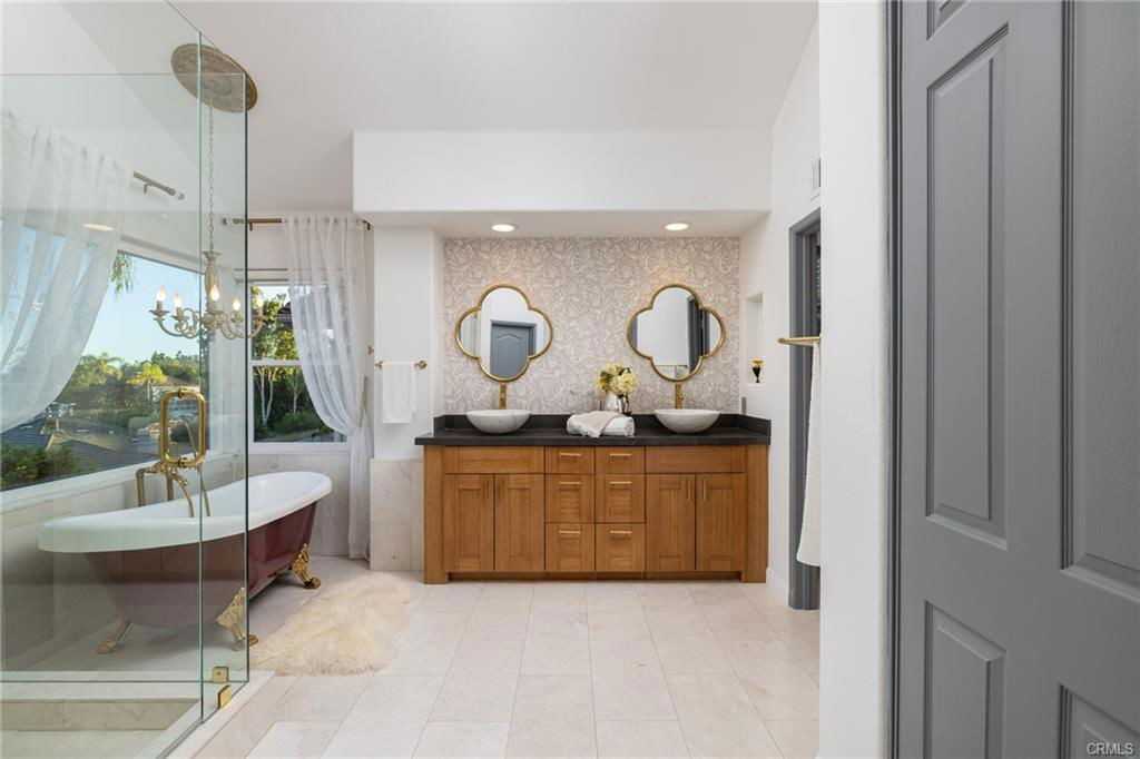 27096 Ironwood Dr - Photo 2 of 8