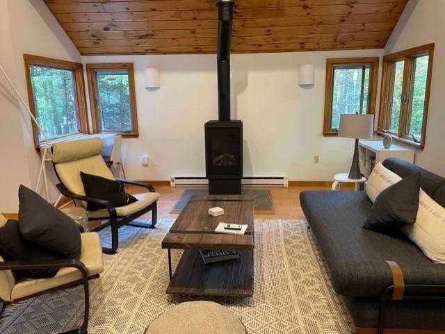 4 Morning Hollow Ln - Photo 5 of 13