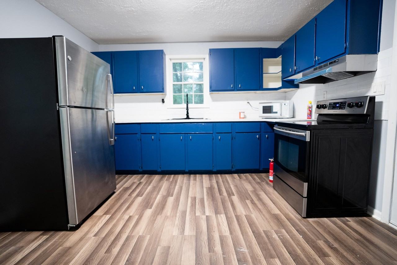 Handley Boulevard - Photo 5 of 19