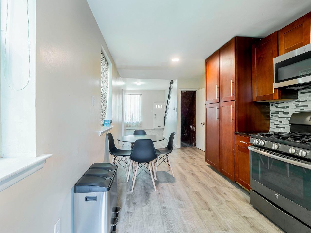 Nicholas St - Photo 3 of 5