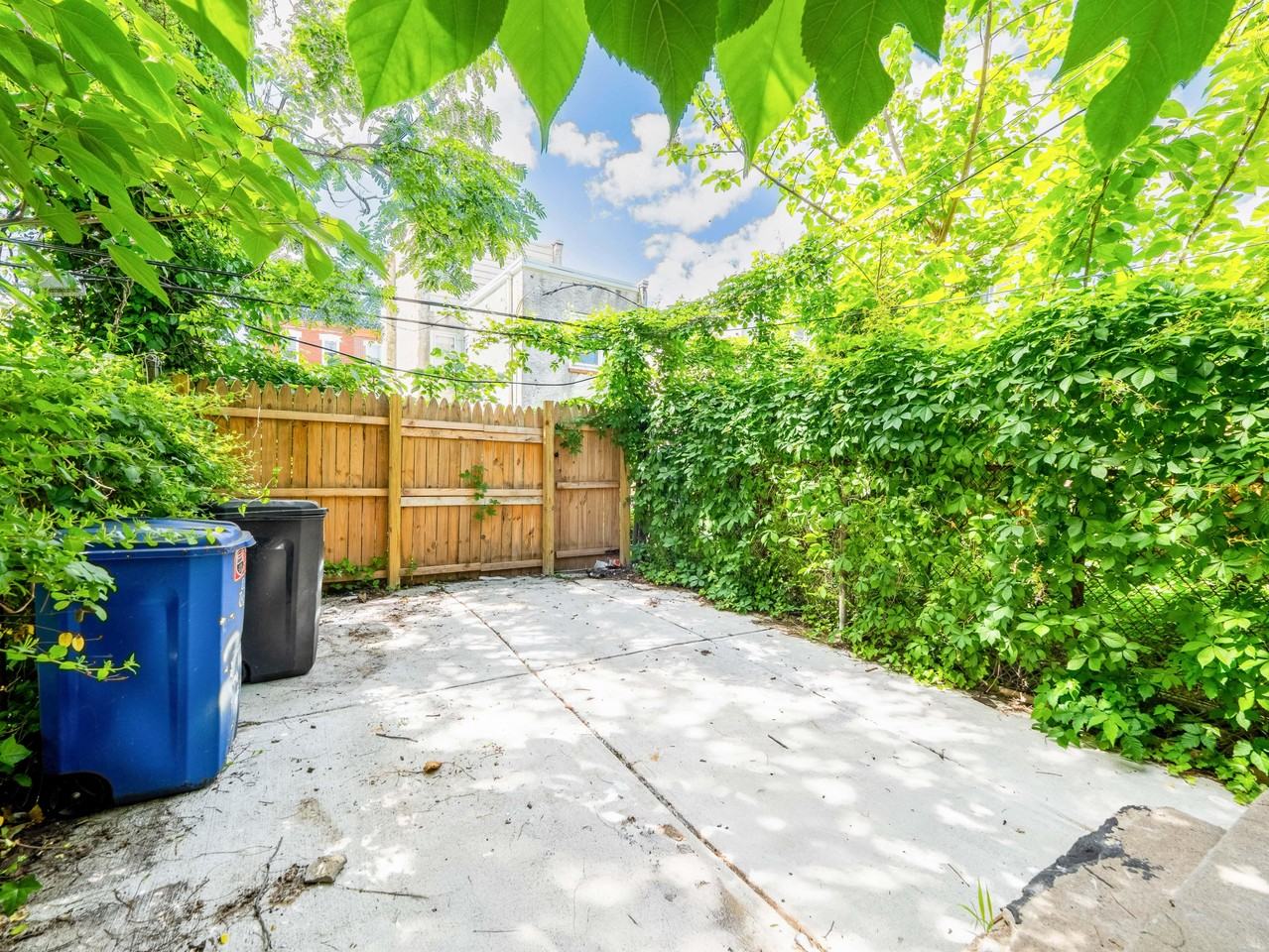 Nicholas St - Photo 4 of 5