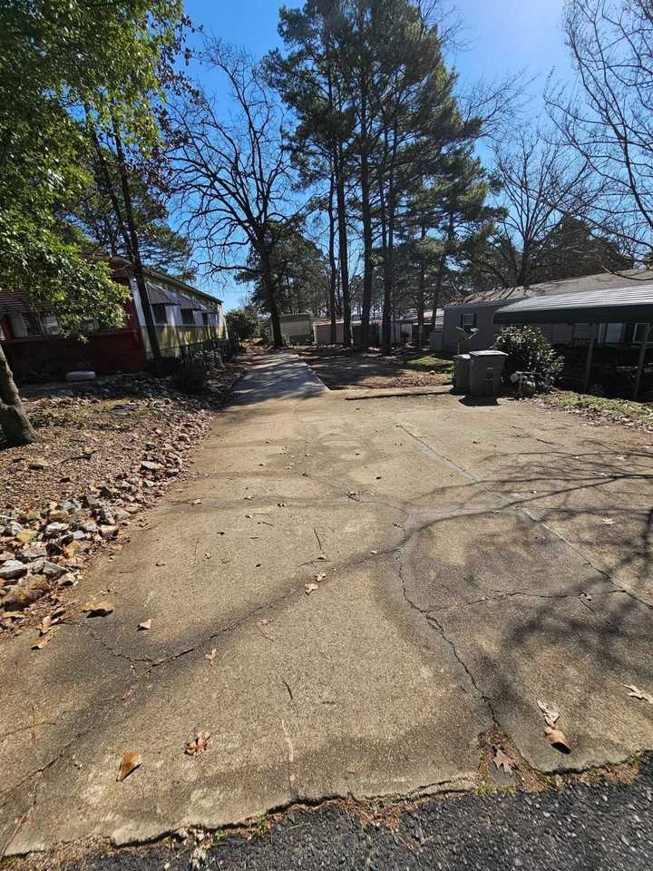 3921 Central Ave - Photo 3 of 8