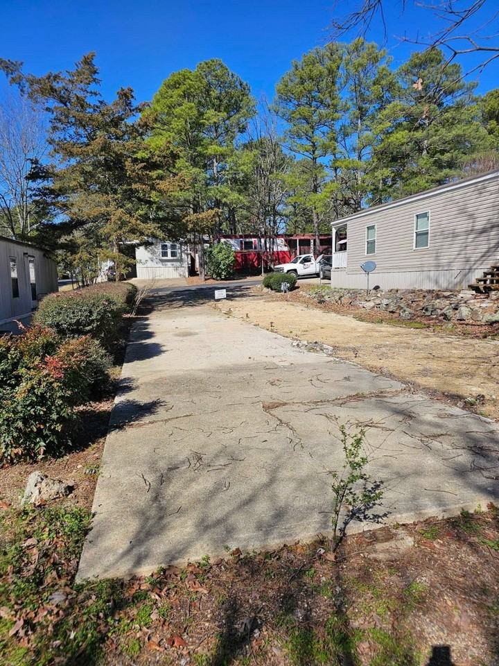 3921 Central Ave - Photo 5 of 8