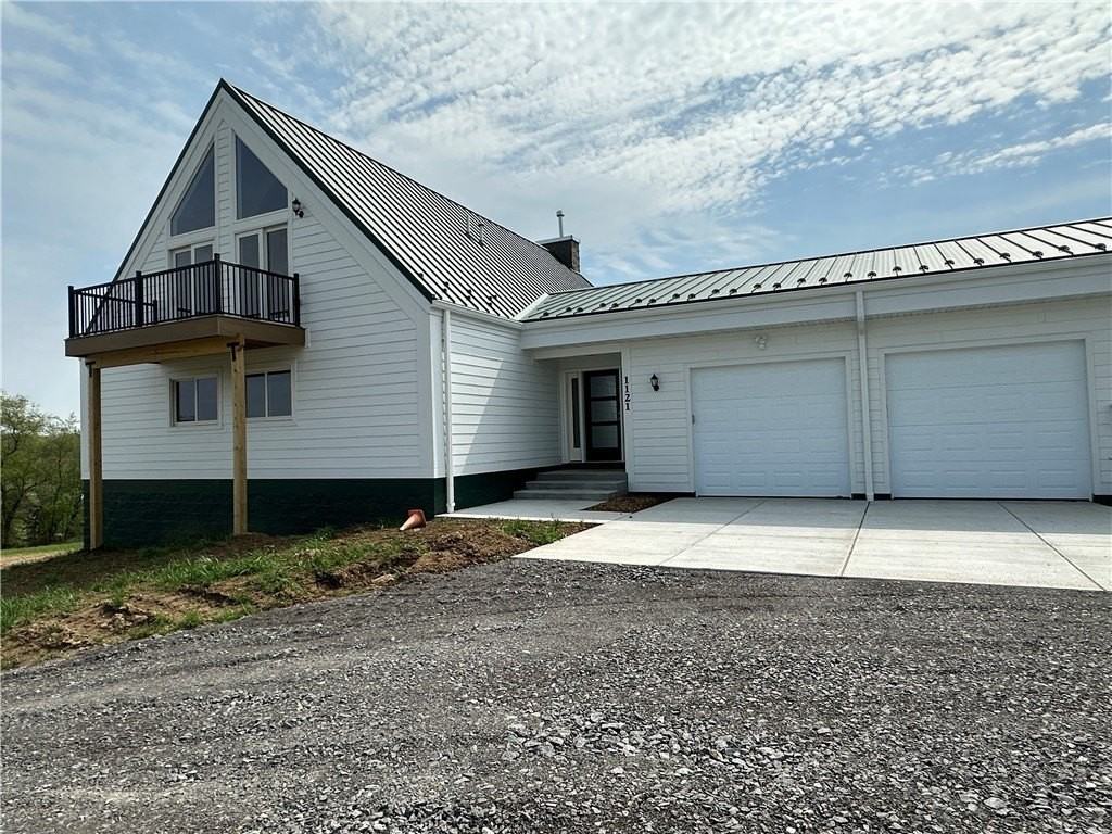 1121 Three Degree Rd - Photo 3 of 28