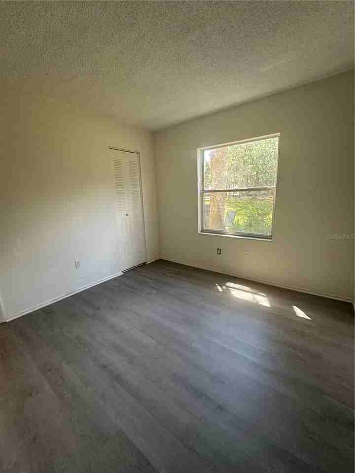 8201 Fairways Cir - Photo 5 of 11