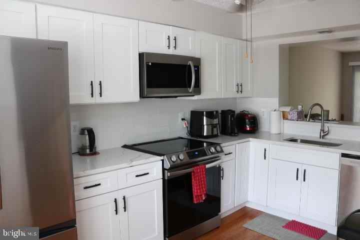 7319 Stream Way - Photo 2 of 13