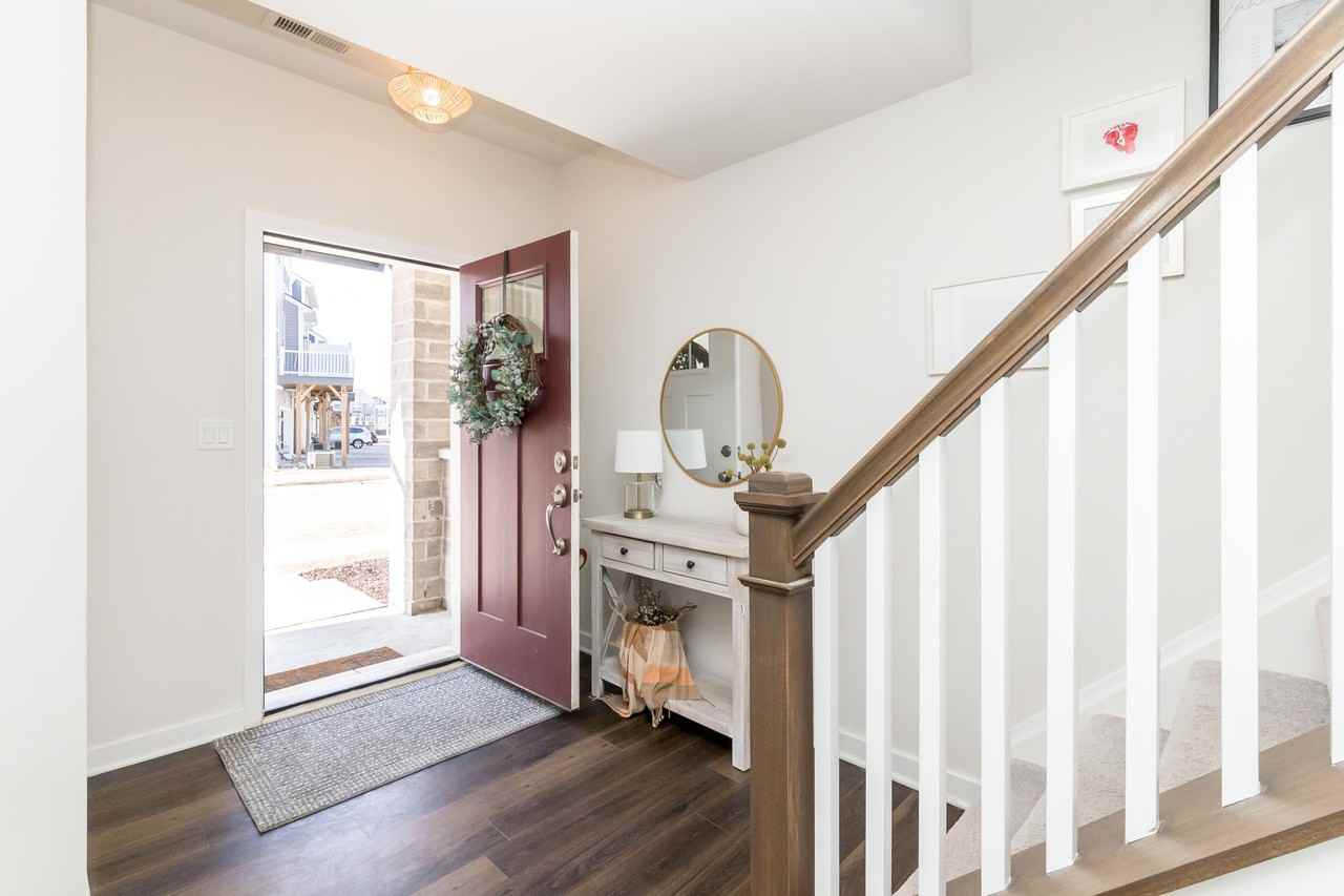 2865 Rayfield Ave - Photo 7 of 50