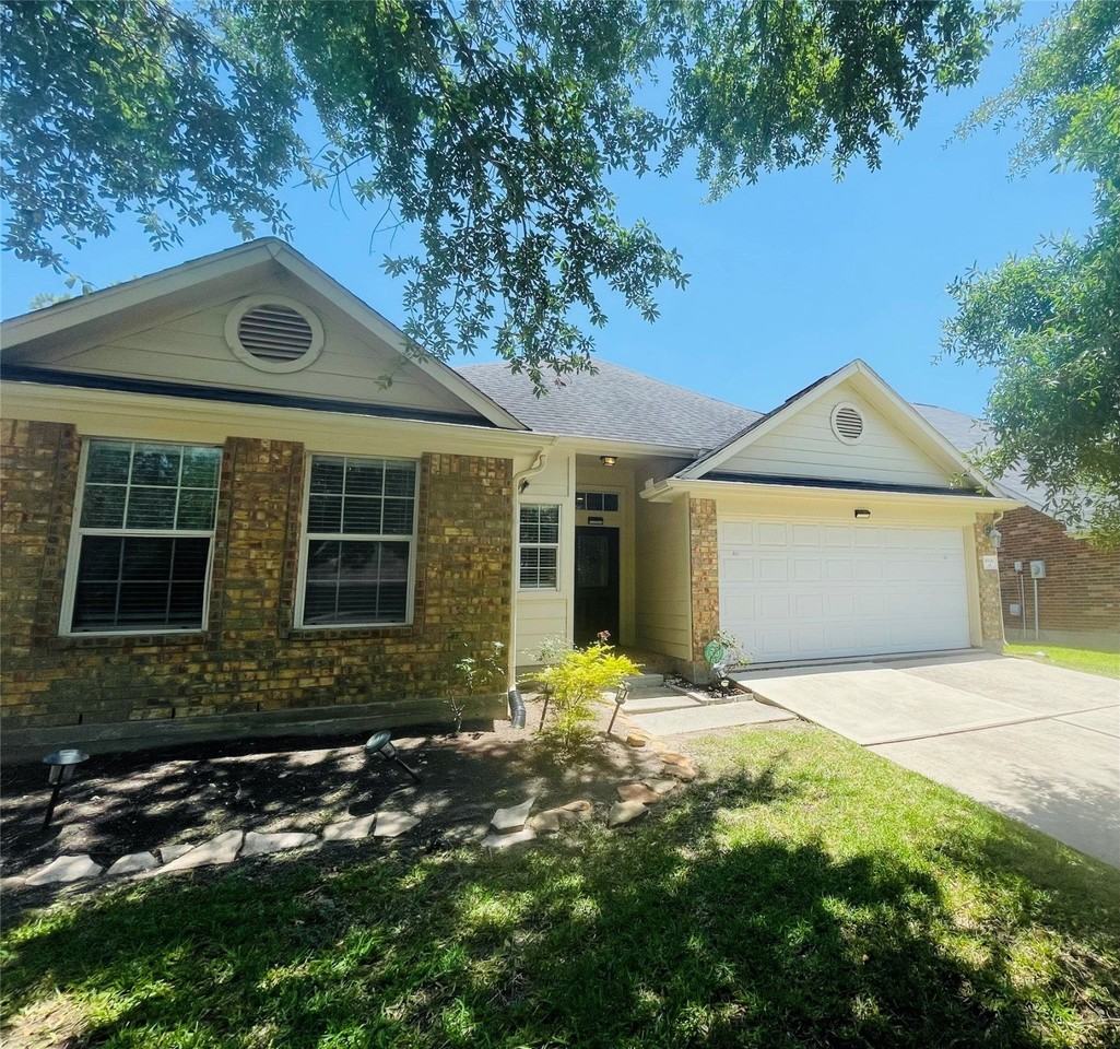 4906 Lake Wichita Ln - Photo 2 of 16