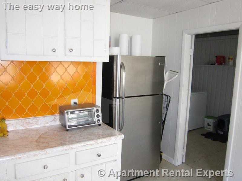 14 Oxford St #2 - Photo 2 of 14