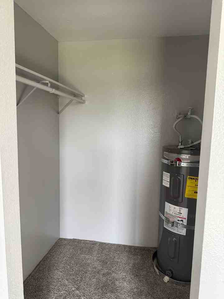 Central Park Apartments - Photo 3 of 44