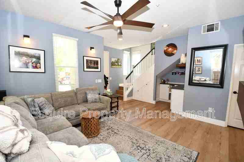 817 Navigator Way - Photo 3 of 17