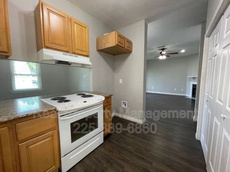 1531 Lila Ave - Photo 5 of 18
