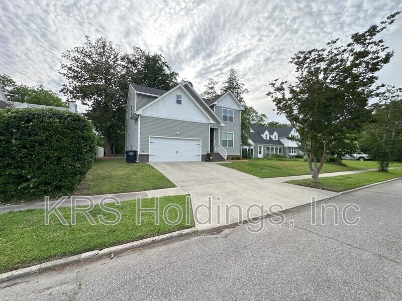 310 Sycamore Rd - Photo 2 of 37